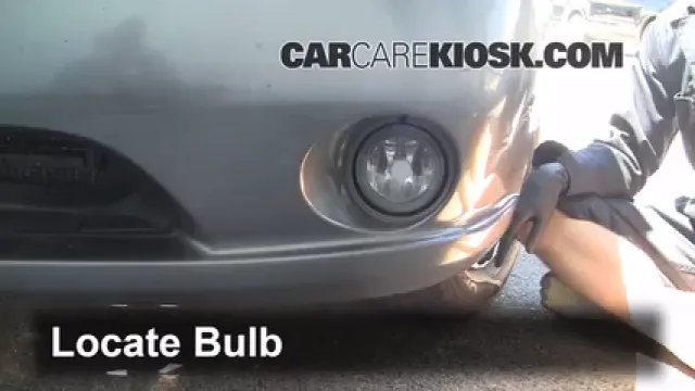 2005 Mitsubishi Galant ES 2.4L 4 Cyl. Éclairage Feu antibrouillard (remplacer l'ampoule)